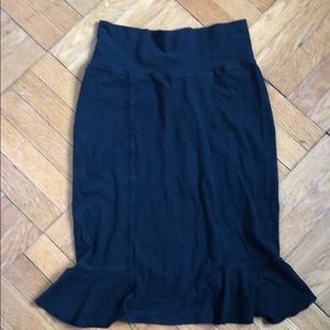 Hard tail fitted flair skirt